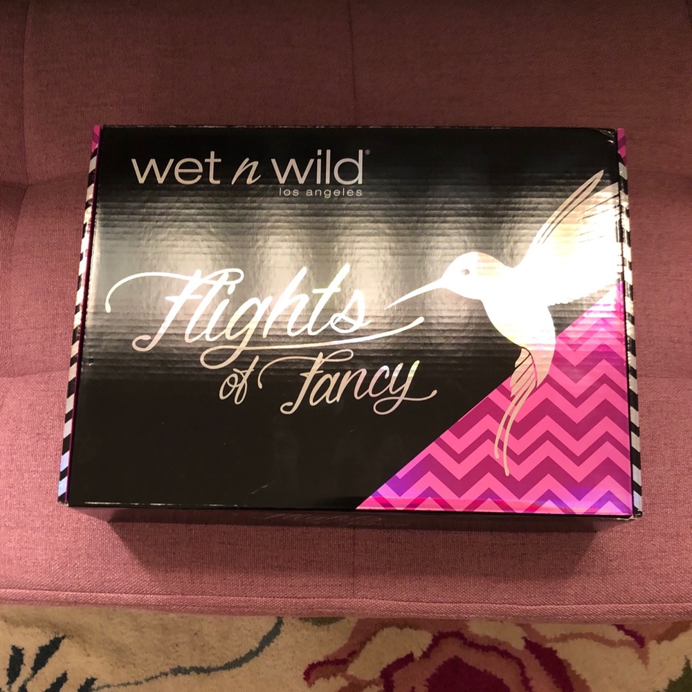 💐🦋WET N WILD FLIGHTS OF FANCY LTD EDITION💐🦋
